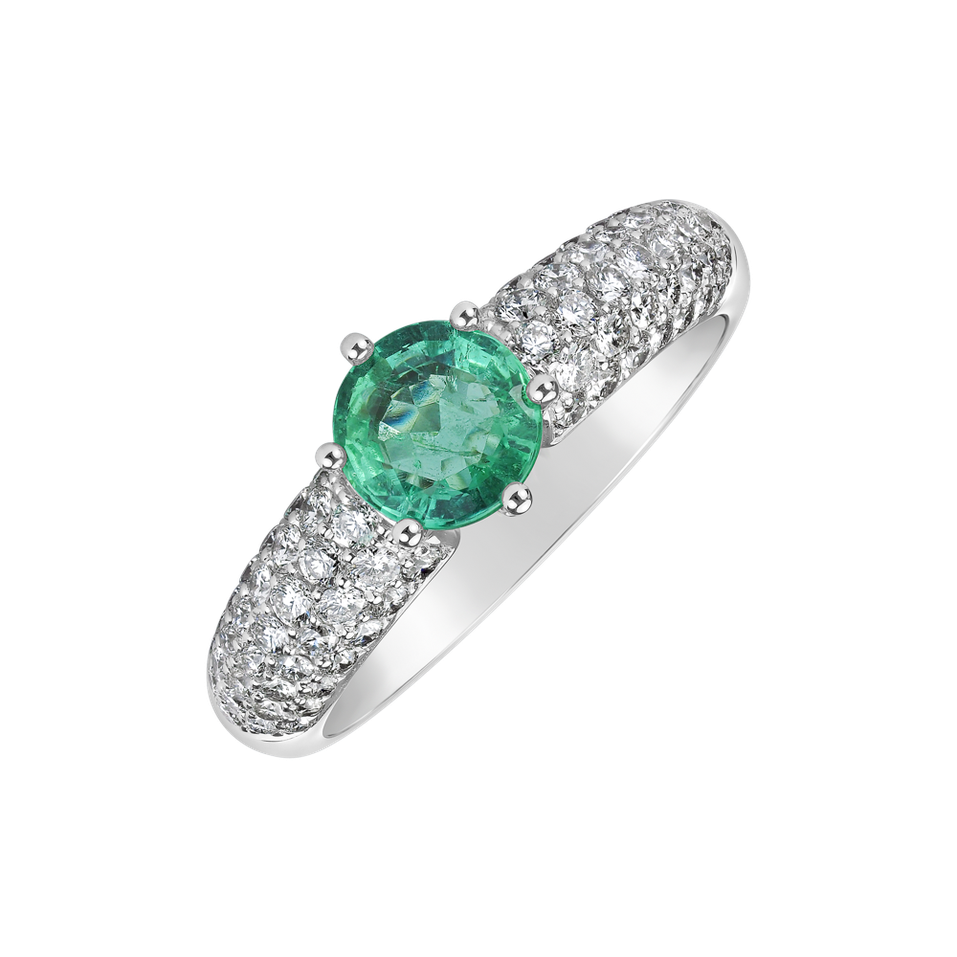 Diamond ring with Emerald Proud Desire