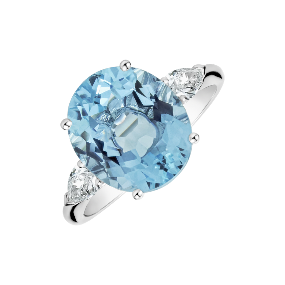 Diamond ring with Aquamarine Fiona