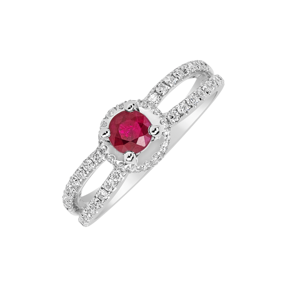 Diamond ring with Ruby Rulan