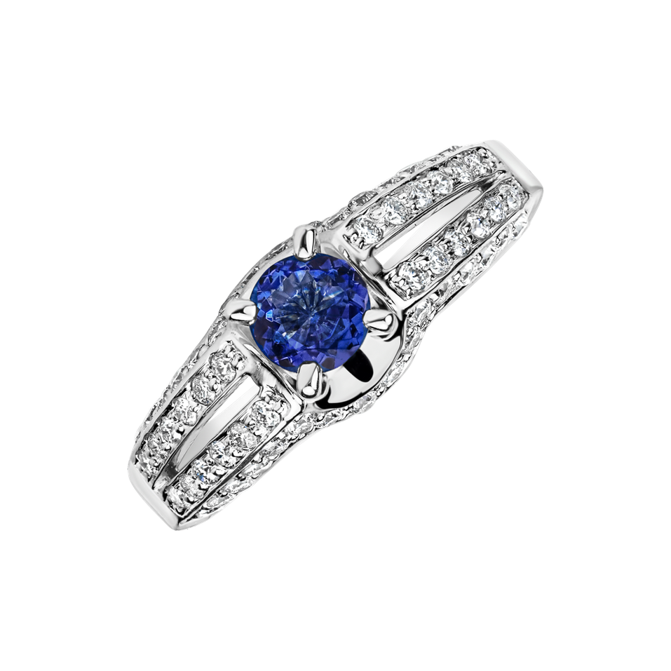 Diamond ring with Sapphire Sapphire Wonder