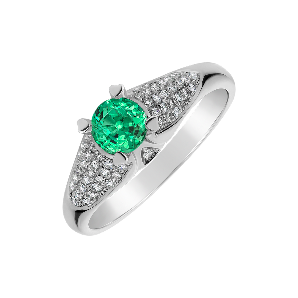 Diamond ring with Emerald Viridescent