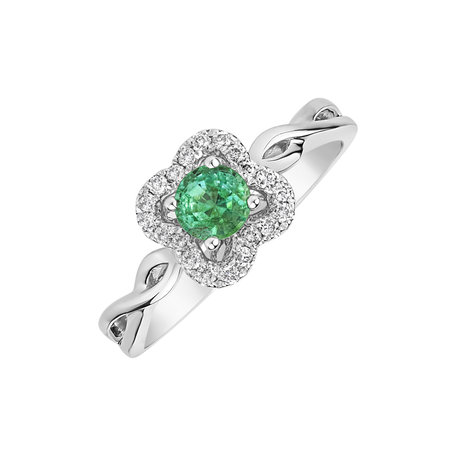 Diamond ring with Emerald Talma