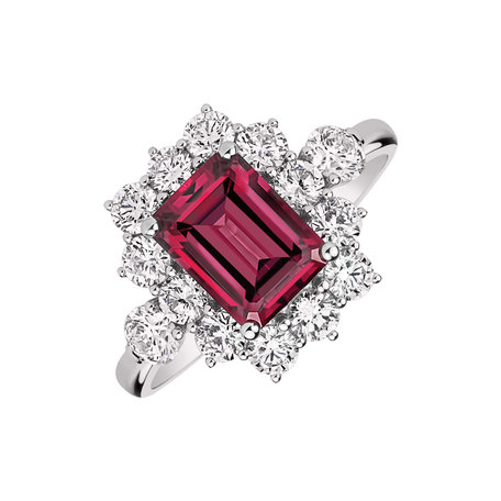 Diamond ring with Rhodolite Wilhelmine