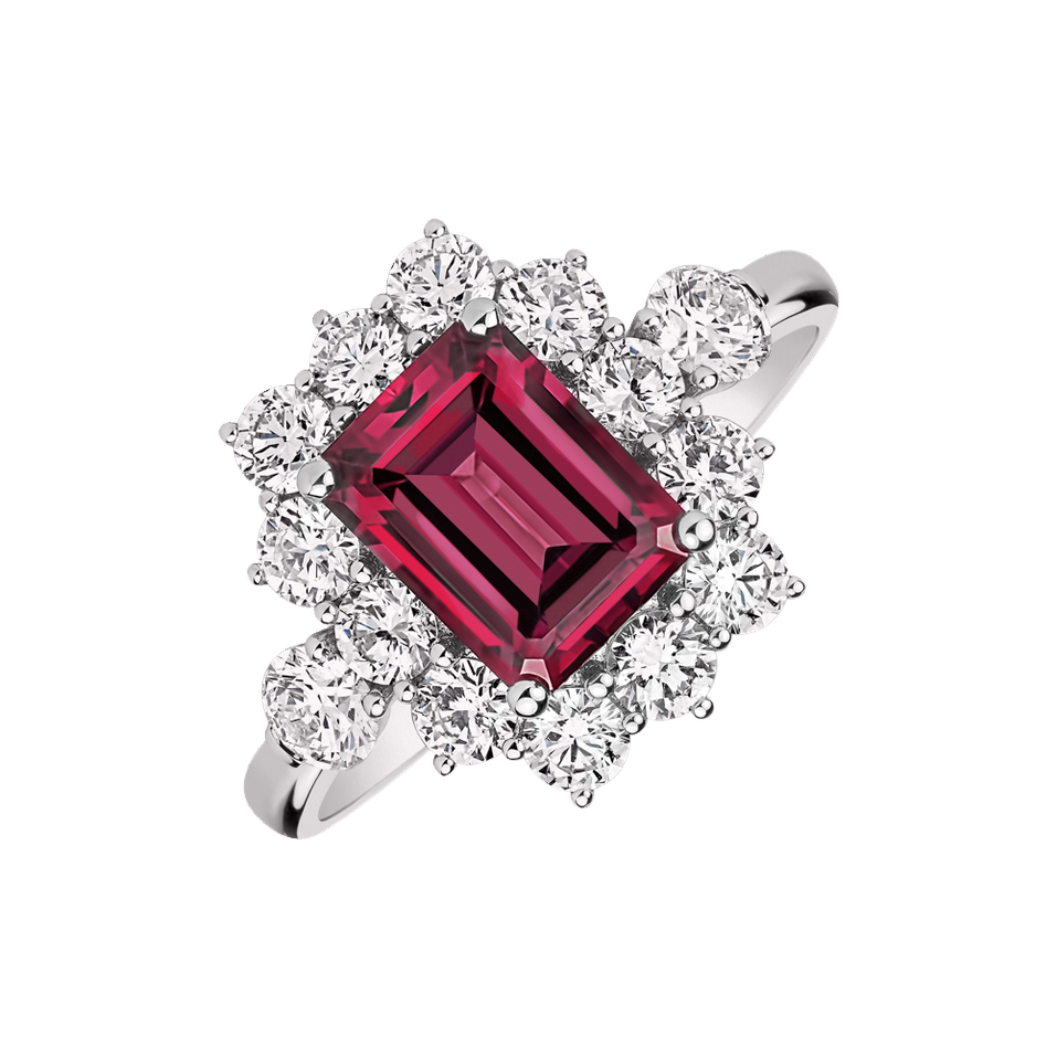 Diamond ring with Rhodolite Wilhelmine