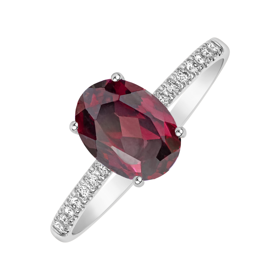 Diamond ring with Rhodolite Touch of Spark