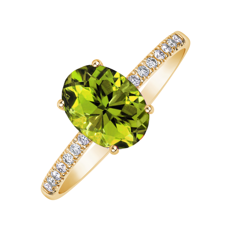 Diamond ring with Peridote Touch of Spark