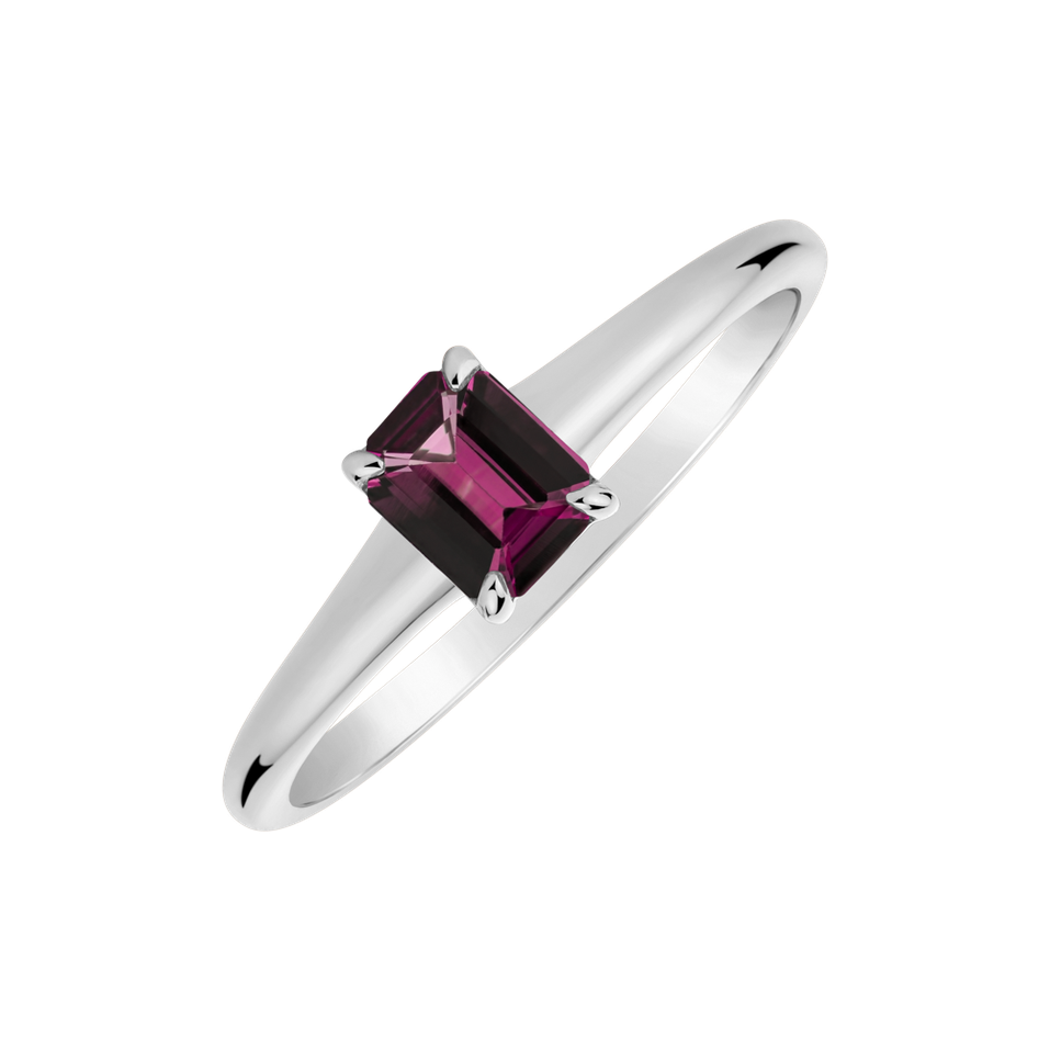 Ring with Rhodolite Domante