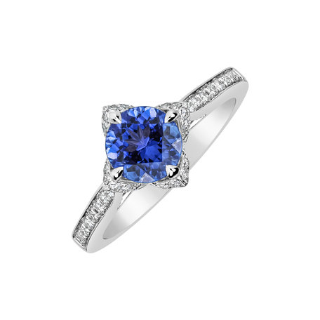 Diamond ring with Tanzanite Sierra