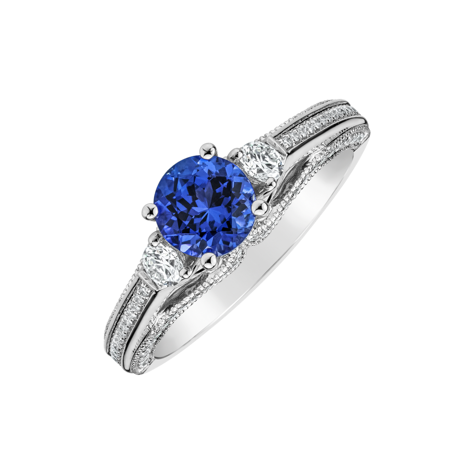 Diamond ring with Tanzanite Graciana