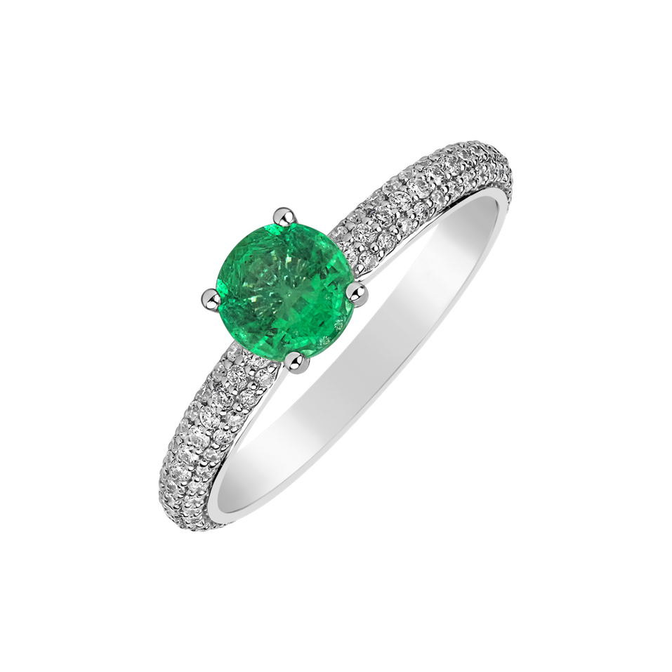 Diamond ring with Emerald Noreen