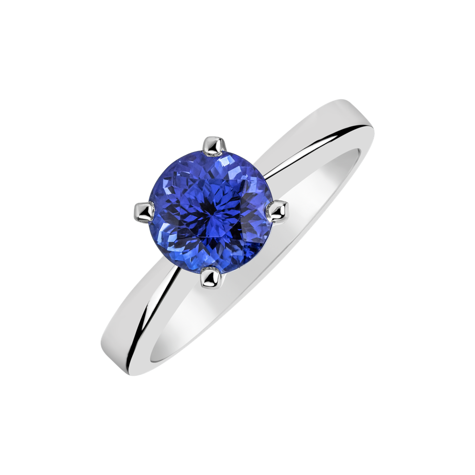 Diamond ring with Tanzanite Wika
