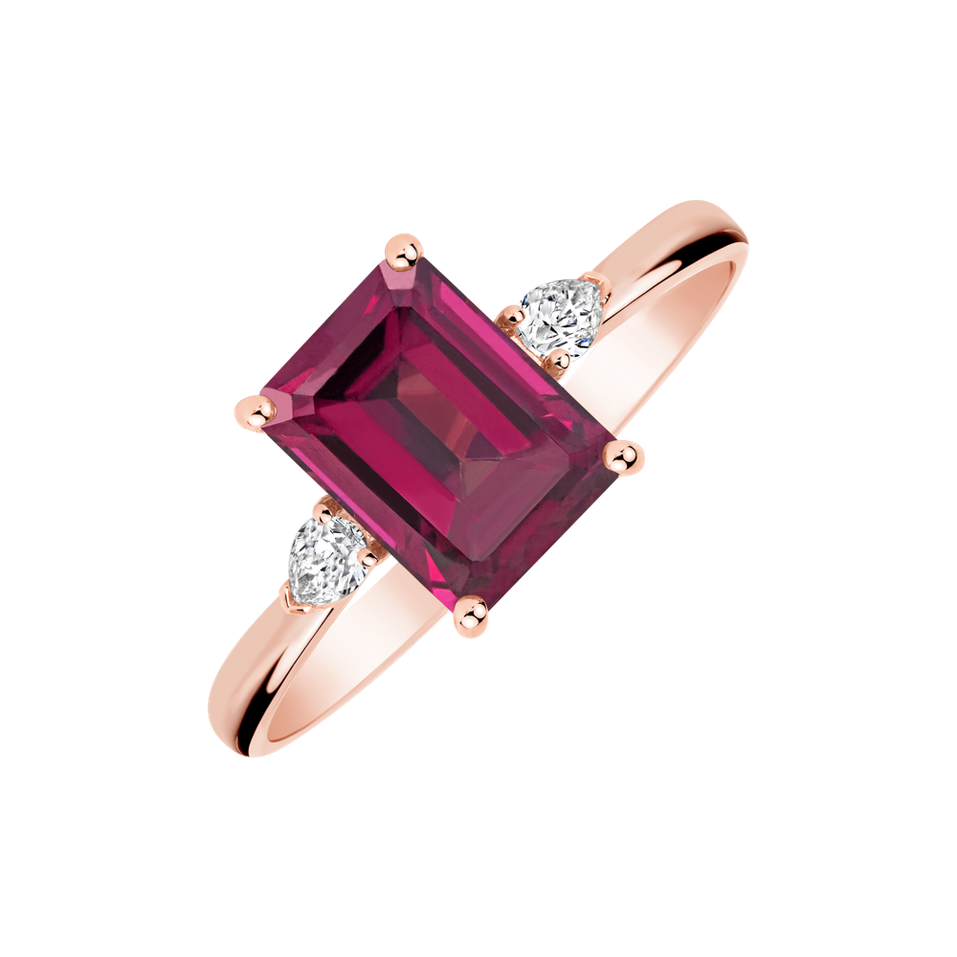 Diamond ring with Rhodolite Royal Cordelia