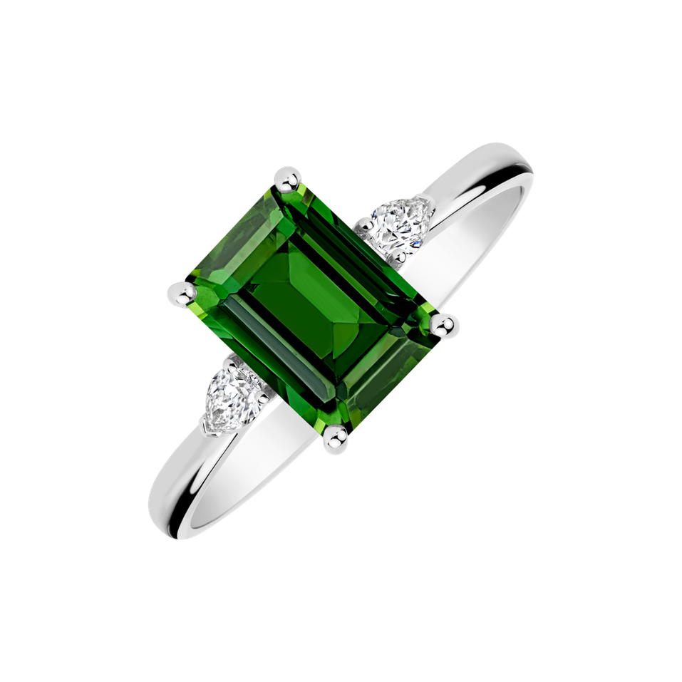 Diamond ring with Tourmaline Royal Cordelia