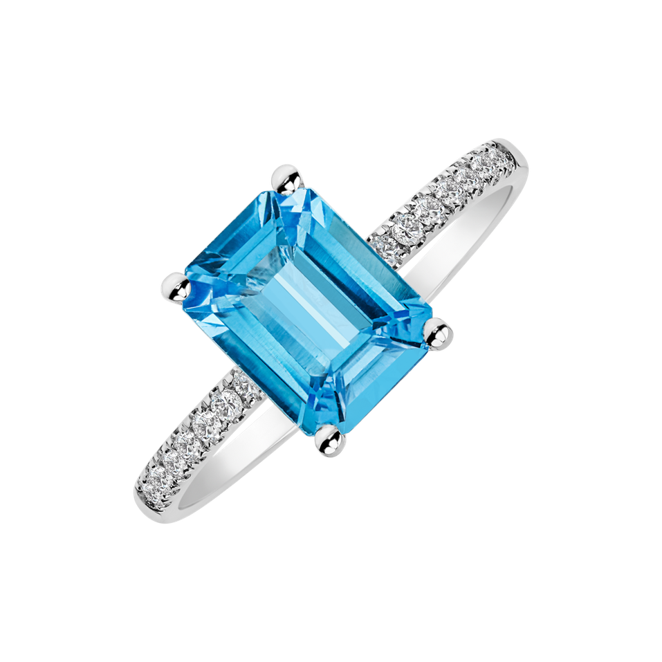 Diamond ring with Topaz Carlotta