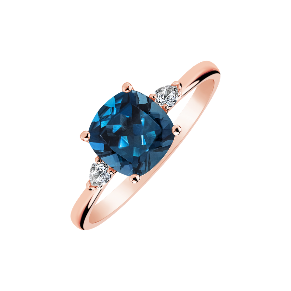 Diamond ring with Topaz Marigold