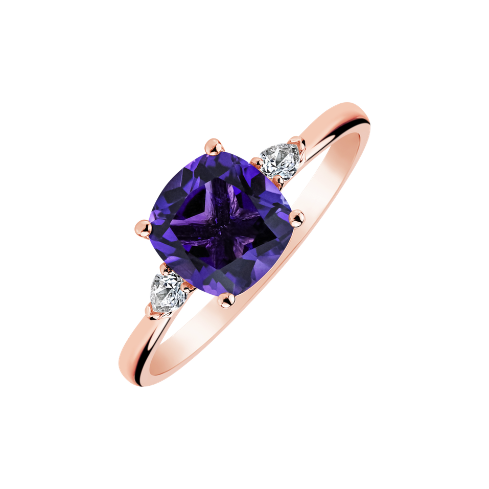 Diamond ring with Amethyst Marigold