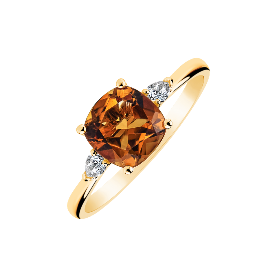 Diamond ring with Citrine Marigold