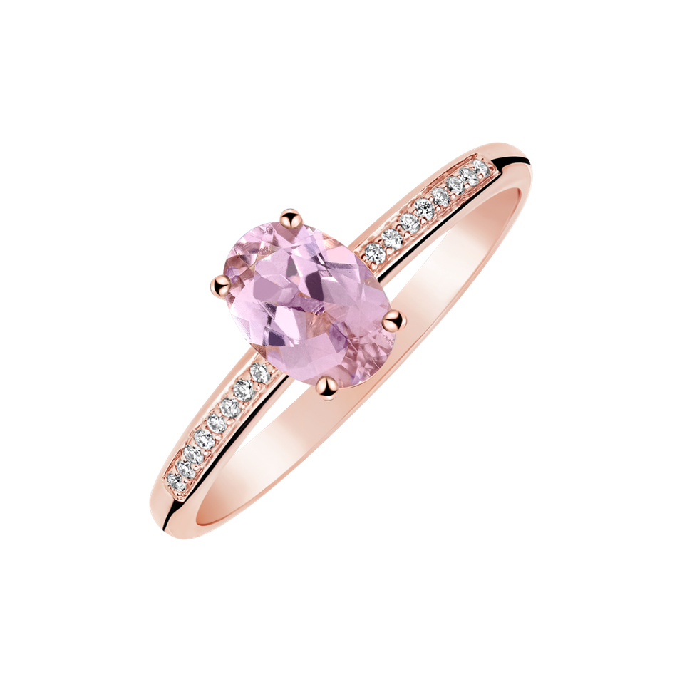 Diamond ring with Tourmaline Pauliene