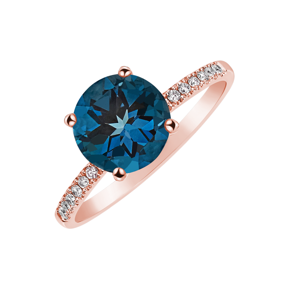 Diamond ring with Topaz Bethy