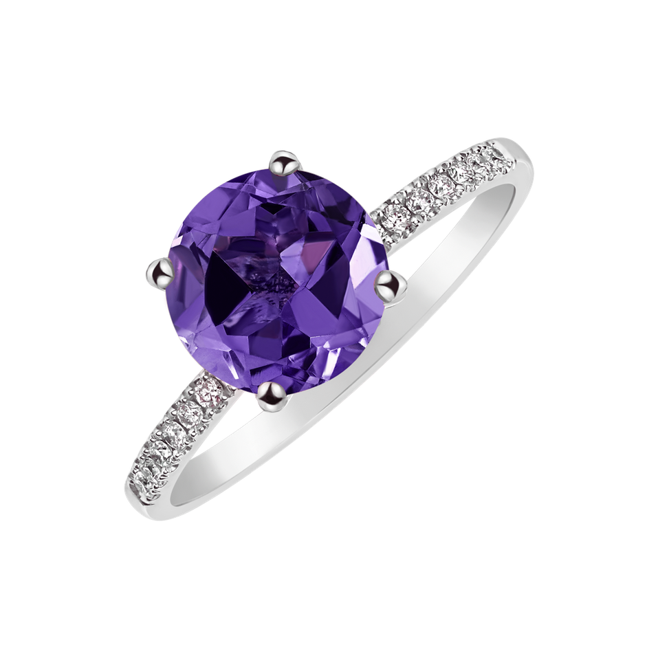 Diamond ring with Amethyst Bethy