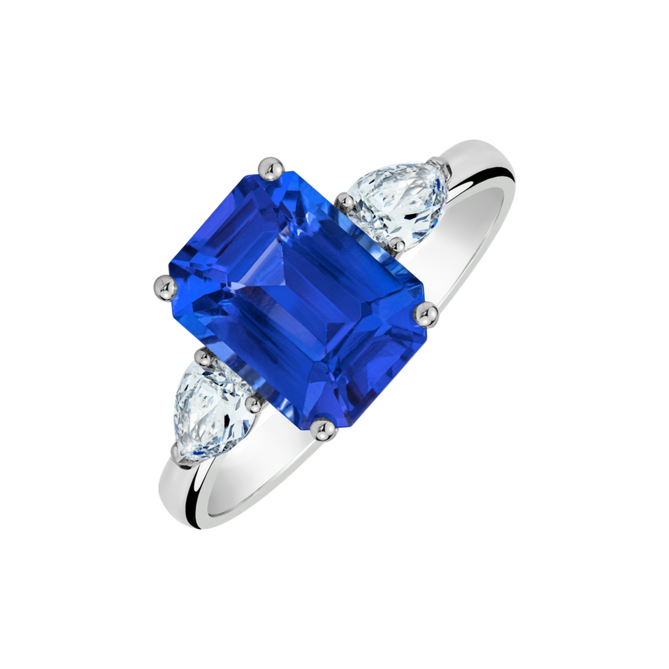 Diamond ring with Tanzanite Royal Cordelia