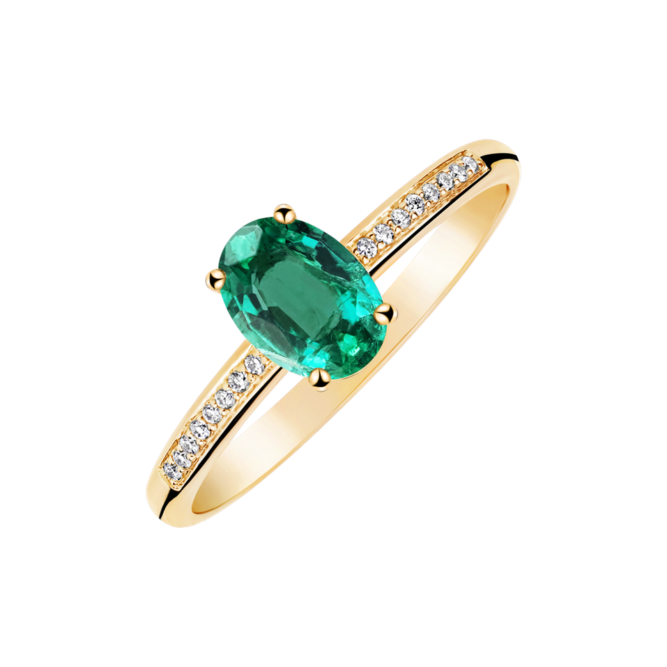 Diamond ring with Emerald Pauliene