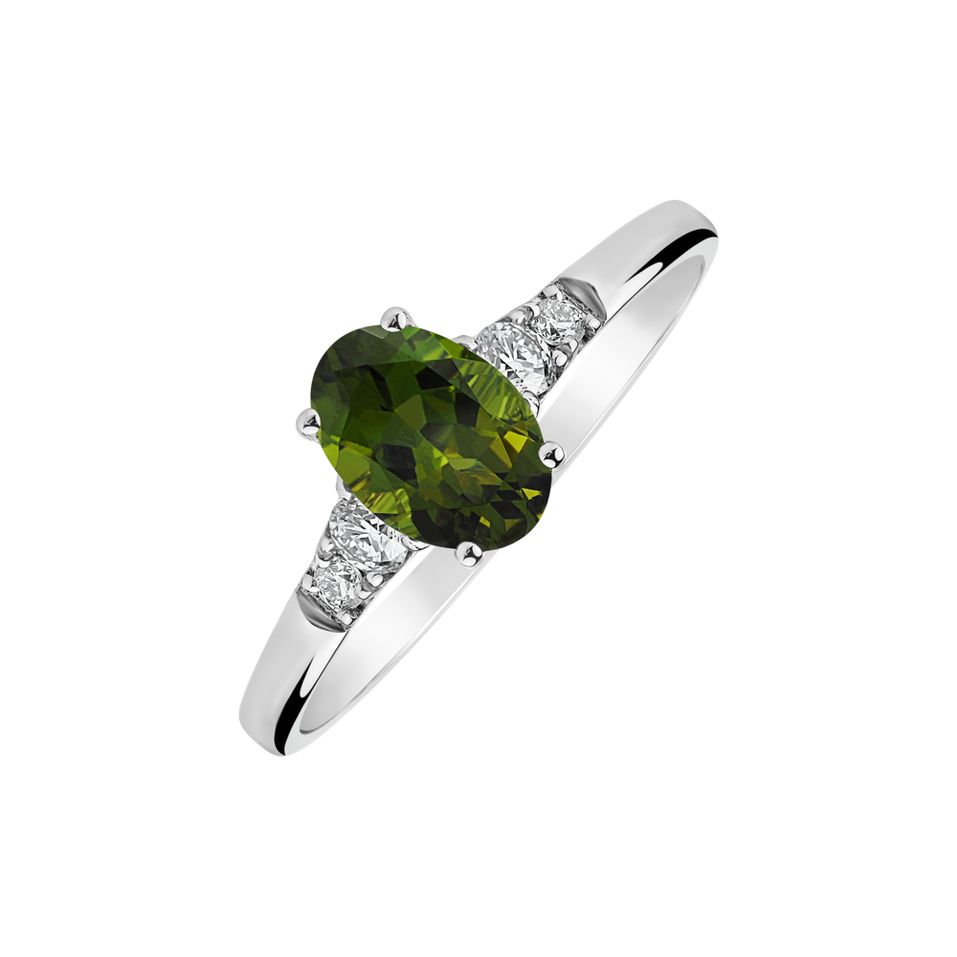 Diamond ring with Tourmaline Elysandria