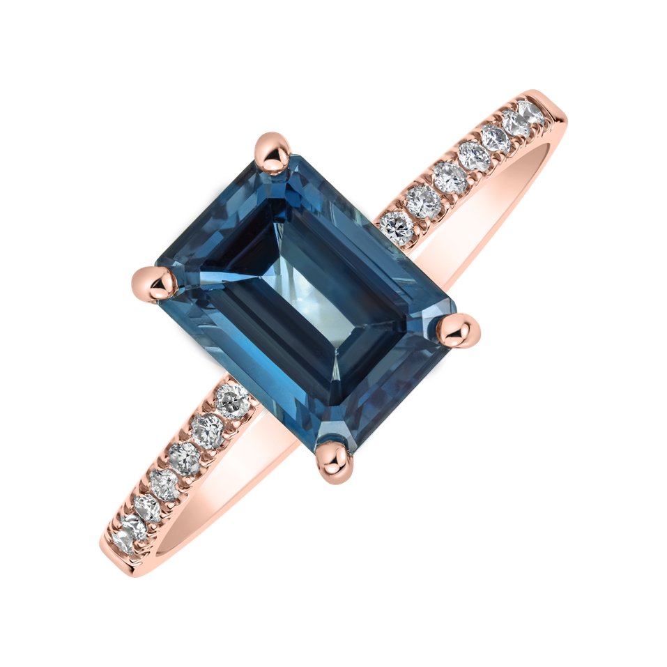 Diamond ring with Topaz Mireth