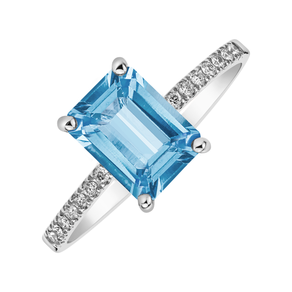 Diamond ring with Topaz Mireth