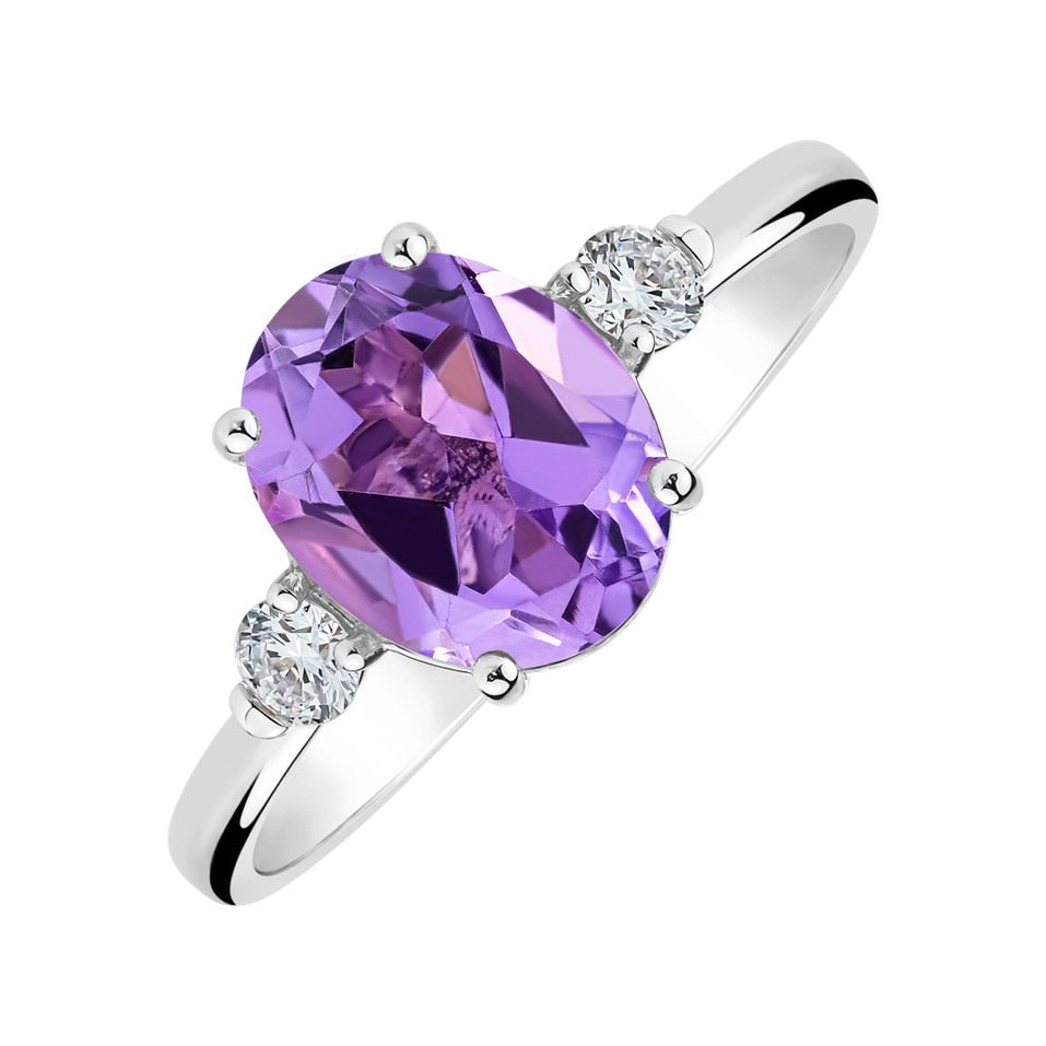 Diamond ring with Amethyst Asuan