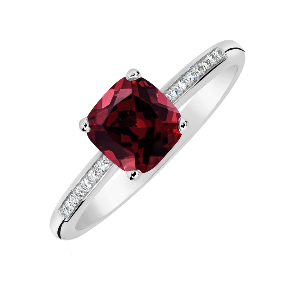 Diamond ring with Rhodolite Melody Symphony