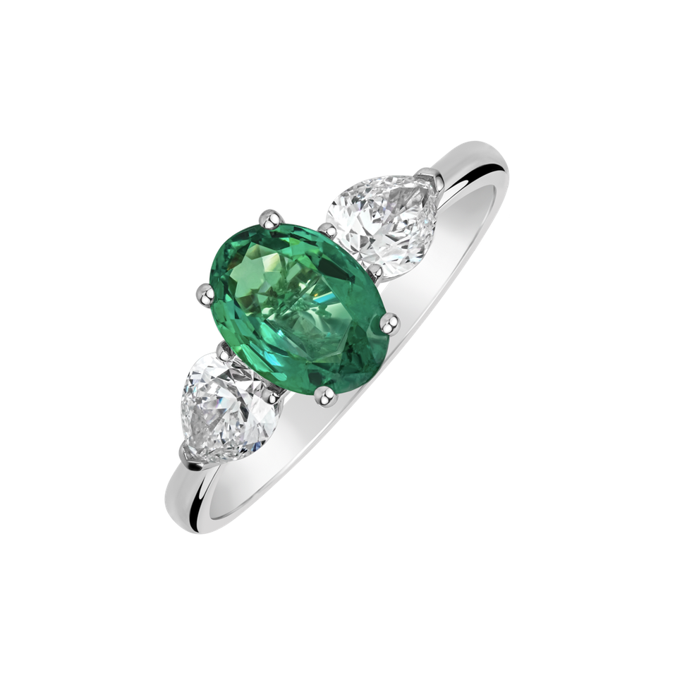 Diamond ring with Emerald Fiona