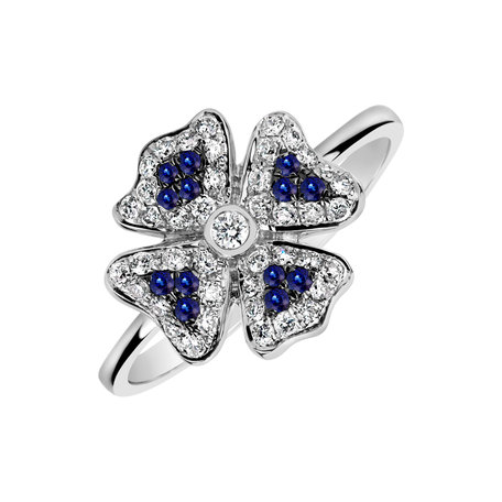 Diamond ring with Sapphire Mystic Flower