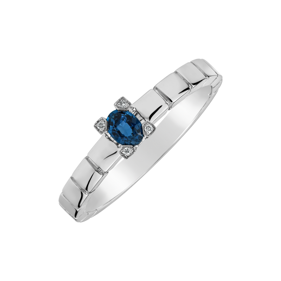 Diamond ring with Sapphire Sublime Shine