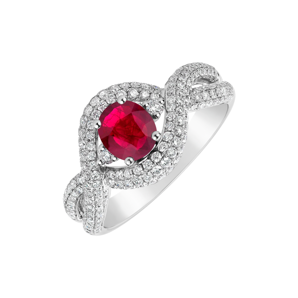 Diamond ring with Ruby Amazing Splendor