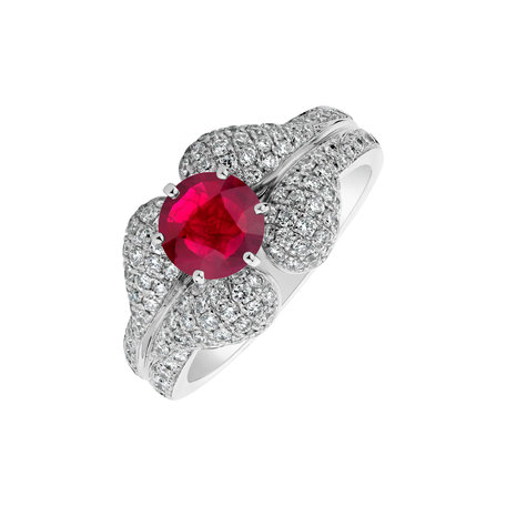 Diamond ring with Ruby Hawai Passion