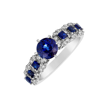 Diamond ring with Sapphire Danna