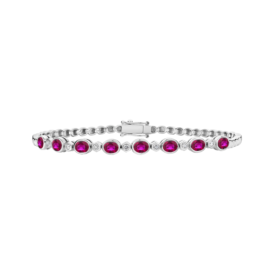 Diamond bracelet with Ruby Meghan Beauty