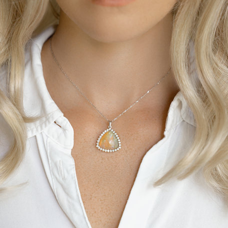 Diamond pendant with Opal Royal Opal