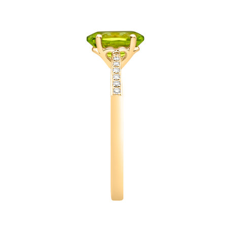 Diamond ring with Peridot Bonbon