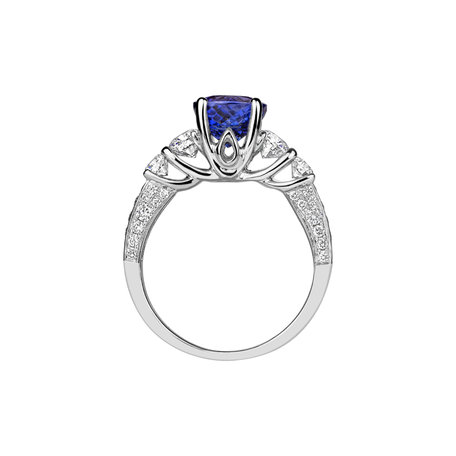 Diamond ring with Tanzanite Selina